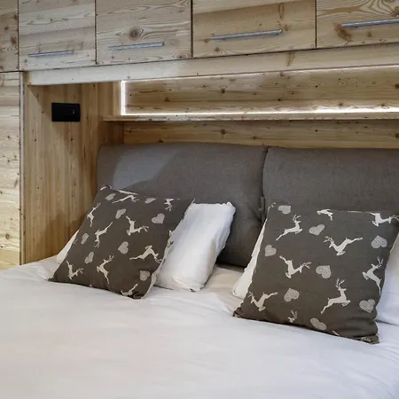Hellochalet - Maison Orbit 400 Mt Cablecar Apartment Valtournenche